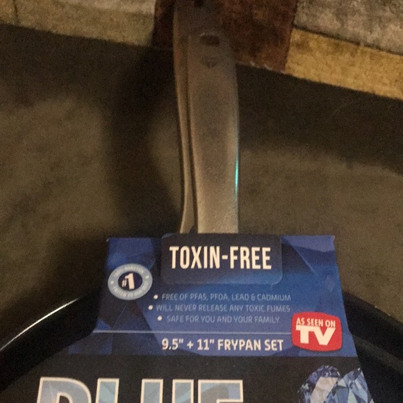 Blue Diamond Frypan Set - Picture 3 of 6